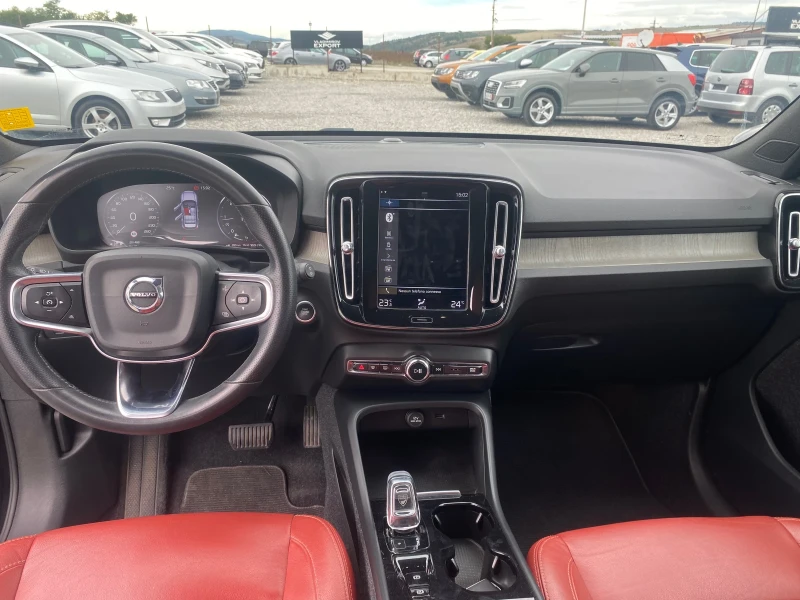 Volvo XC40 2.0D 2019G 190HP AUTO limited  inscription EVRO6B, снимка 10 - Автомобили и джипове - 47269780