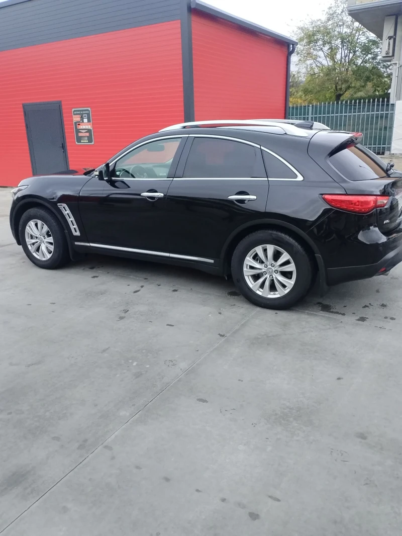 Infiniti Fx 37, снимка 6 - Автомобили и джипове - 47556434