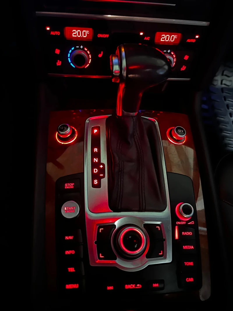 Audi Q7 3.0 TFSI, снимка 11 - Автомобили и джипове - 52670250