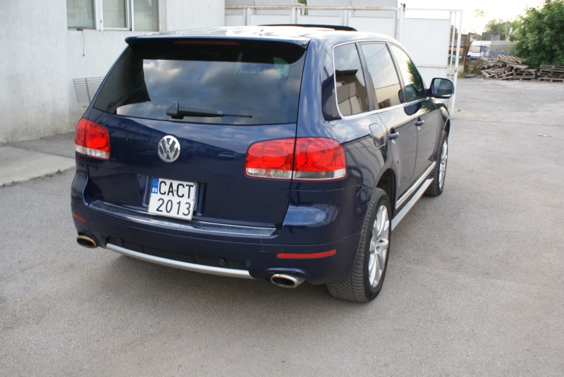 VW Touareg, снимка 4 - Автомобили и джипове - 50611587