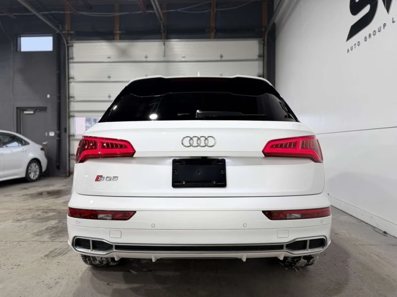 Audi SQ5 * quattro Prestige * CARFAX * ЦЕНА ДО БГ, снимка 9 - Автомобили и джипове - 53237572
