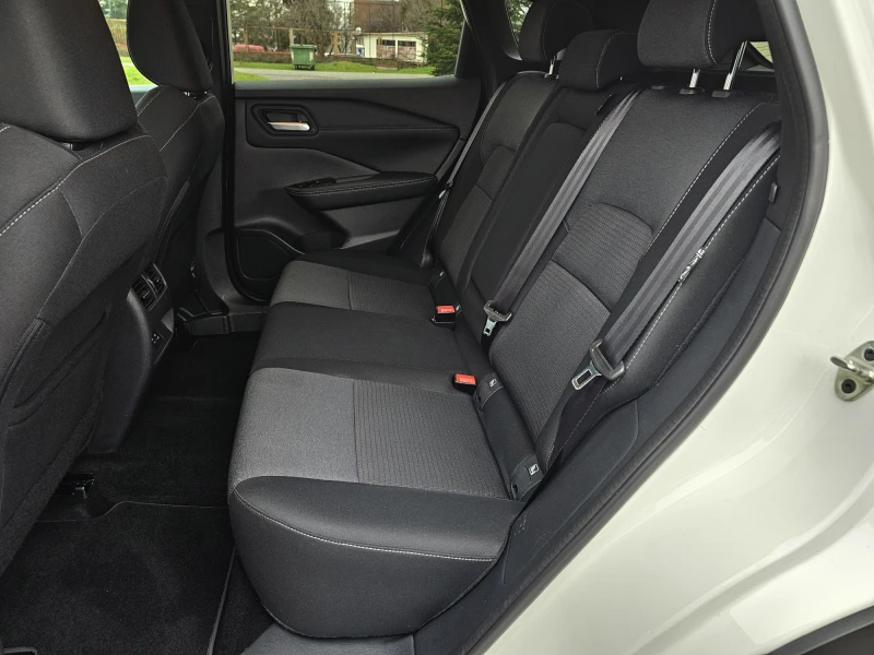 Nissan Qashqai 1.3 MHEV N-CONNECTA* DIGITAL, снимка 12 - Автомобили и джипове - 53500459