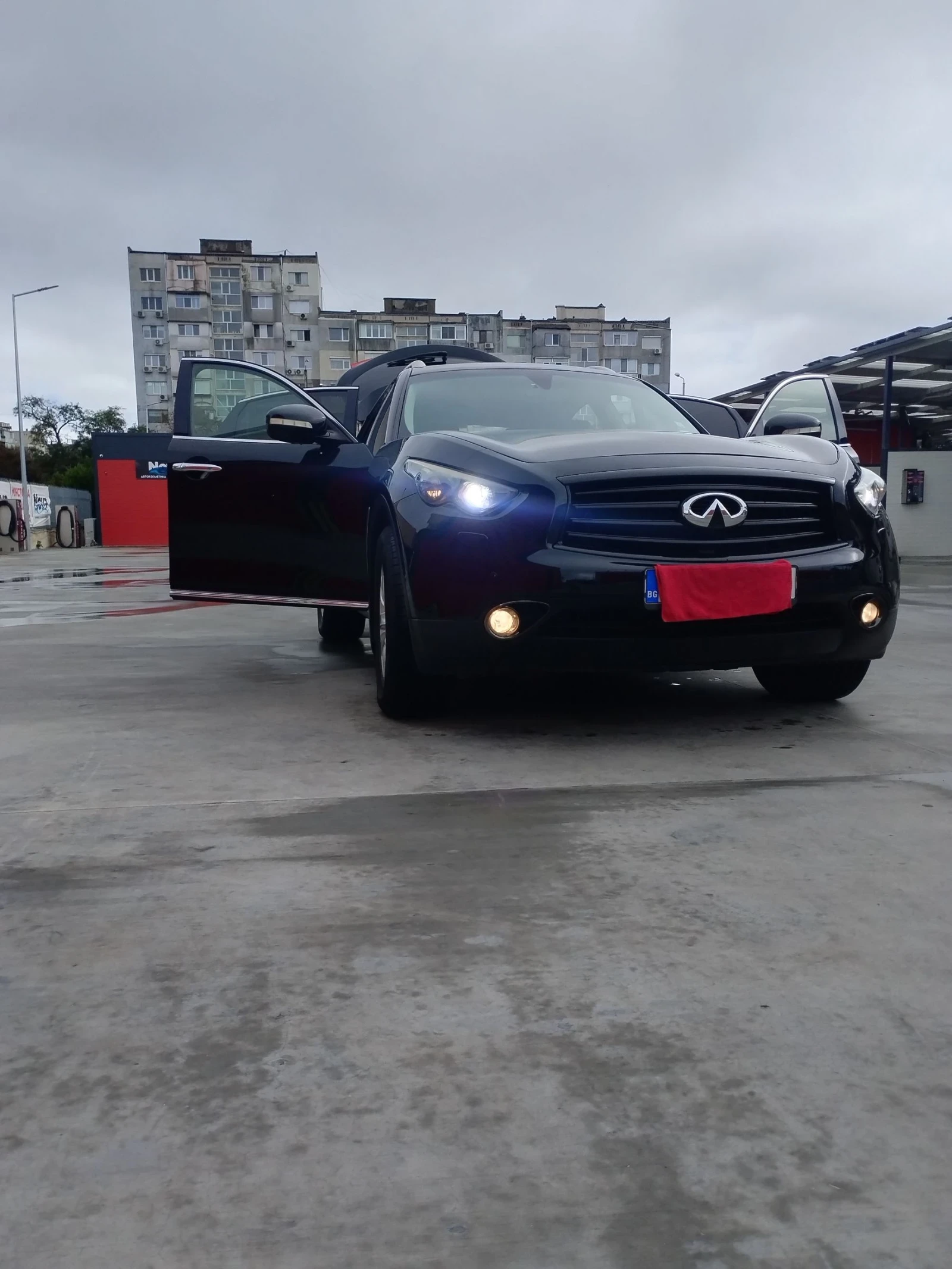 Infiniti Fx 37  - изображение 8