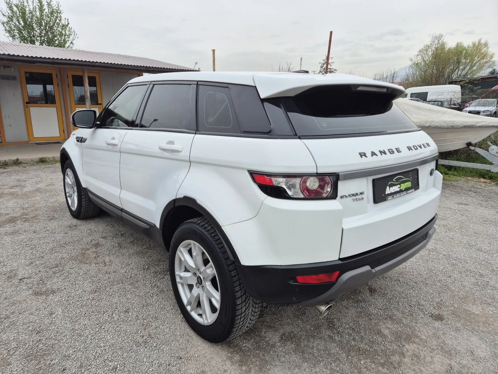 Land Rover Range Rover Evoque 2.2-TD4///4?4///АВТОМАТИК - изображение 3