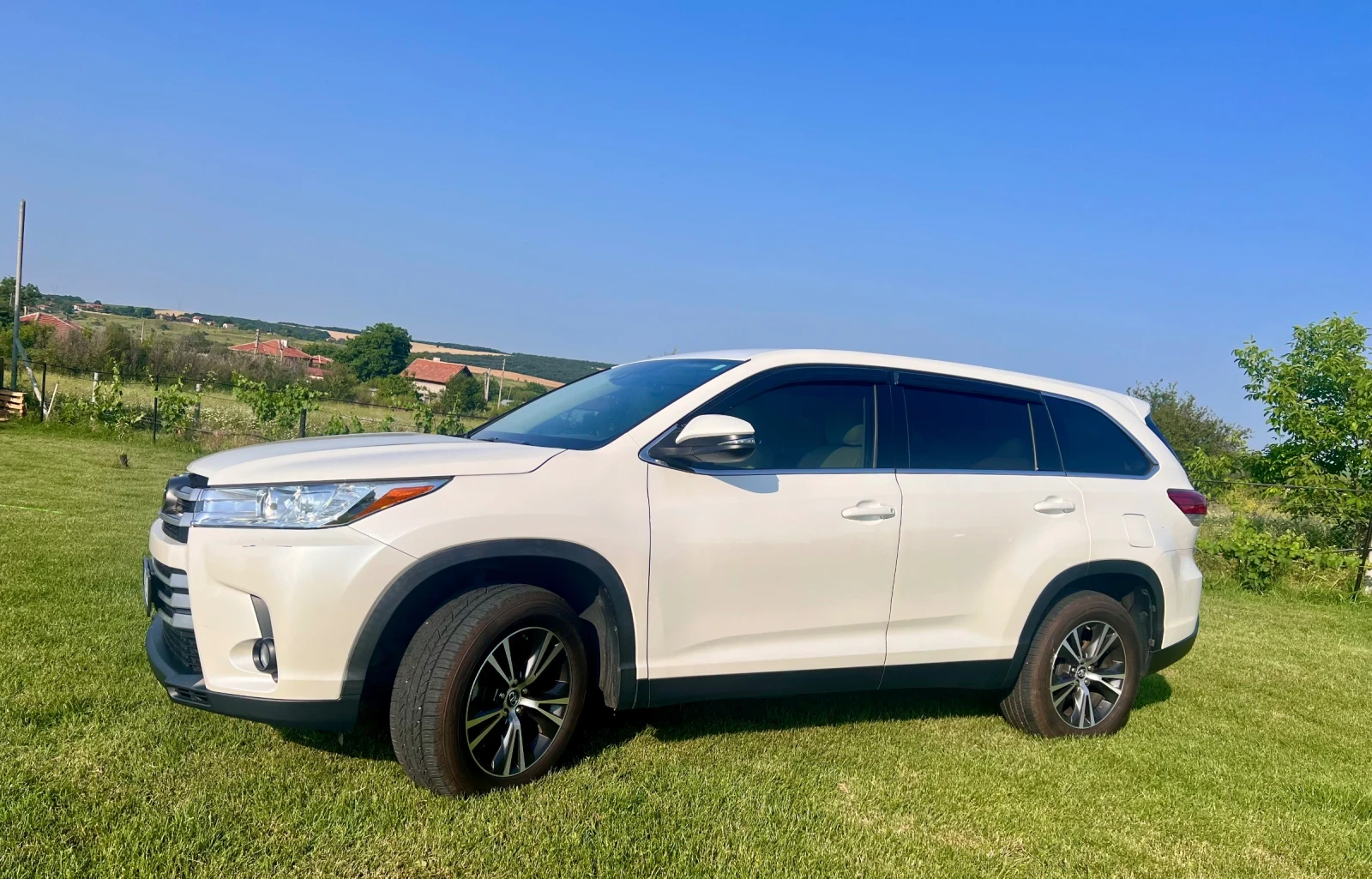 Toyota Highlander  - изображение 2