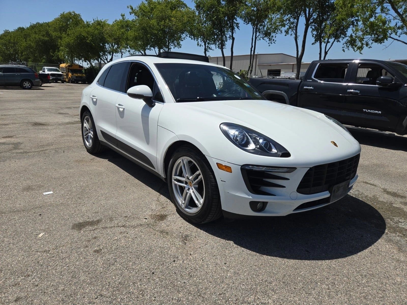 Porsche Macan S* LANE ASSIST* ОБУДХ* ПАНО* ПОДГРЕВ* КАМЕРА* РЕЗЕ - изображение 3