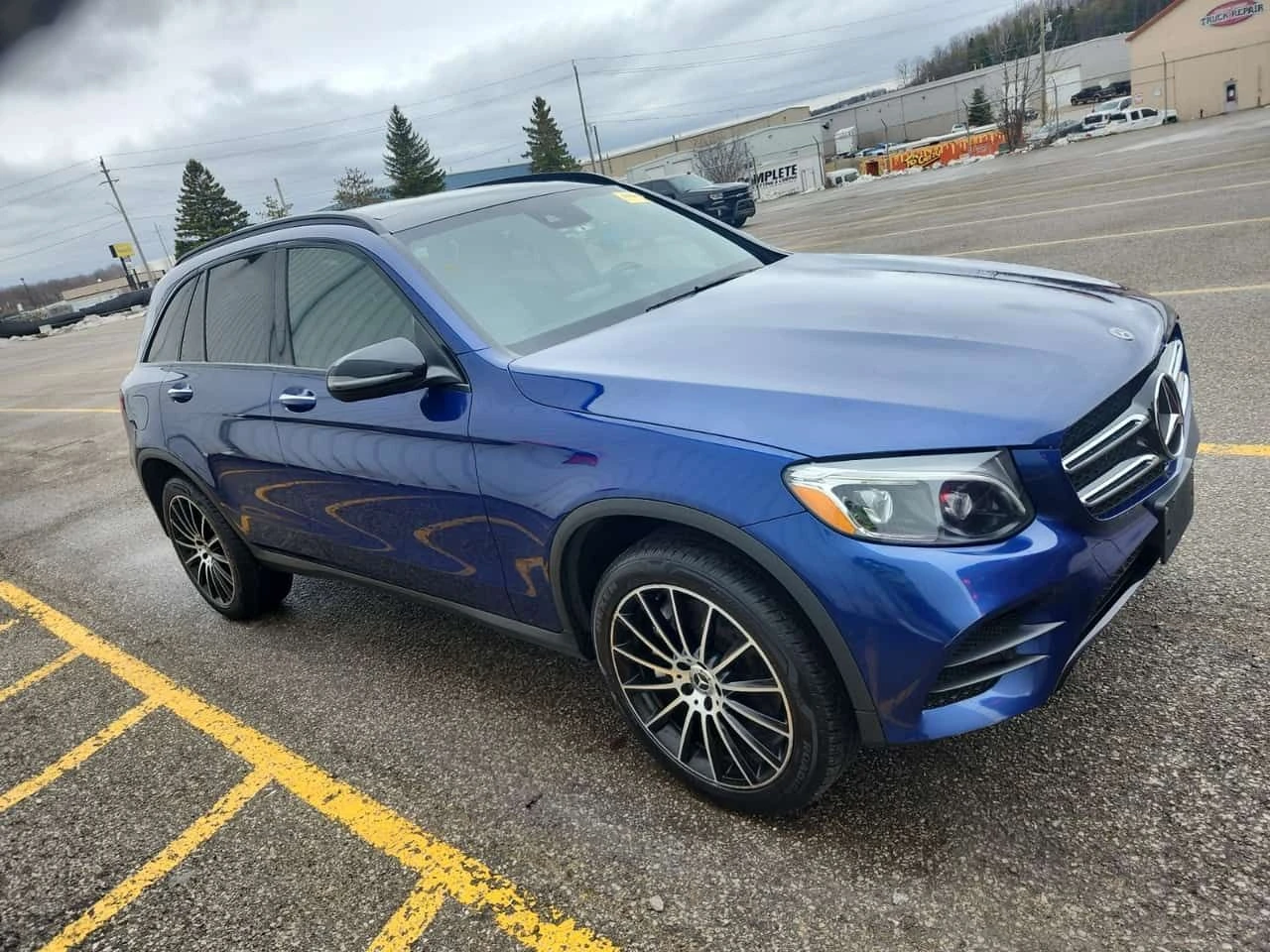 Mercedes-Benz GLC 300 PANORAMA| ПОДГРЕВИ| 2 КЛЮЧА| CARFAX| , снимка 2 - Автомобили и джипове - 54063400