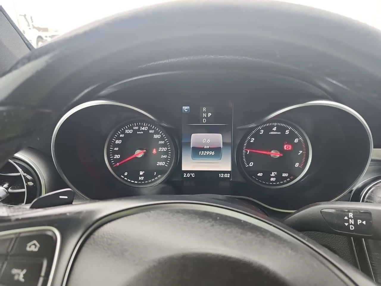 Mercedes-Benz GLC 300 PANORAMA| ПОДГРЕВИ| 2 КЛЮЧА| CARFAX| , снимка 11 - Автомобили и джипове - 54063400