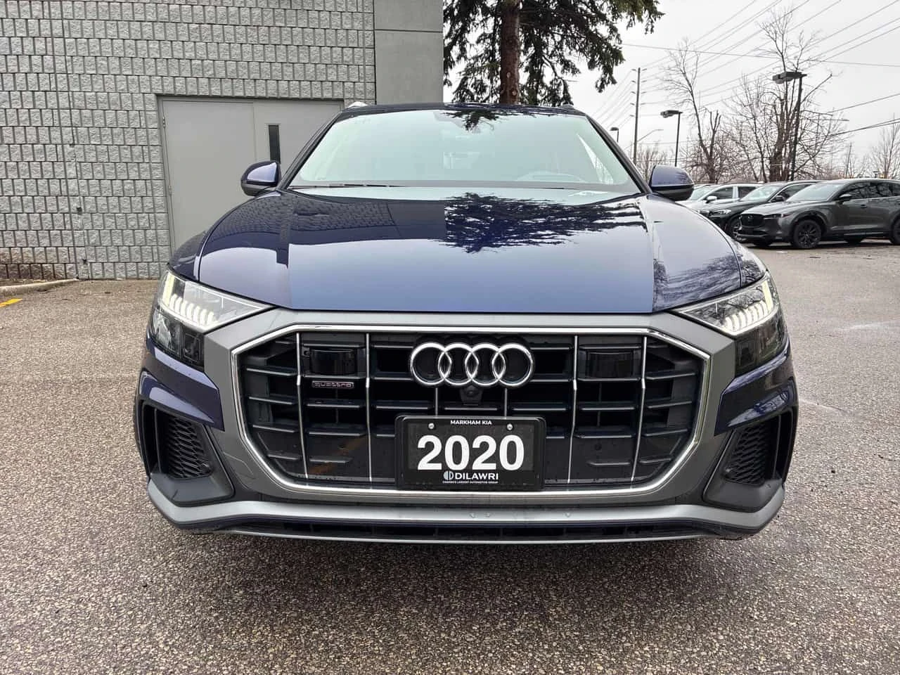 Audi Q8 * Technik * CARFAX * ЦЕНА ДО БГ, снимка 2 - Автомобили и джипове - 54397792