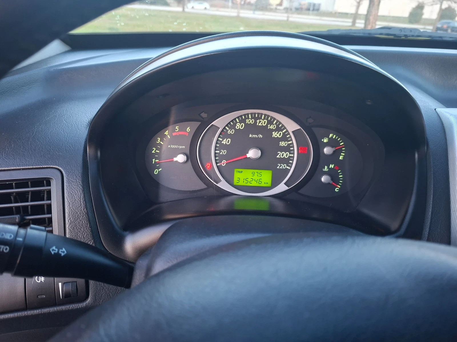 Hyundai Tucson 2.0CRDI, снимка 9 - Автомобили и джипове - 55413663