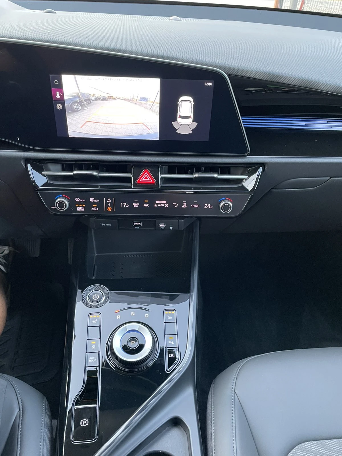 Kia Niro 64 kWh 100% SoH, снимка 12 - Автомобили и джипове - 55565944