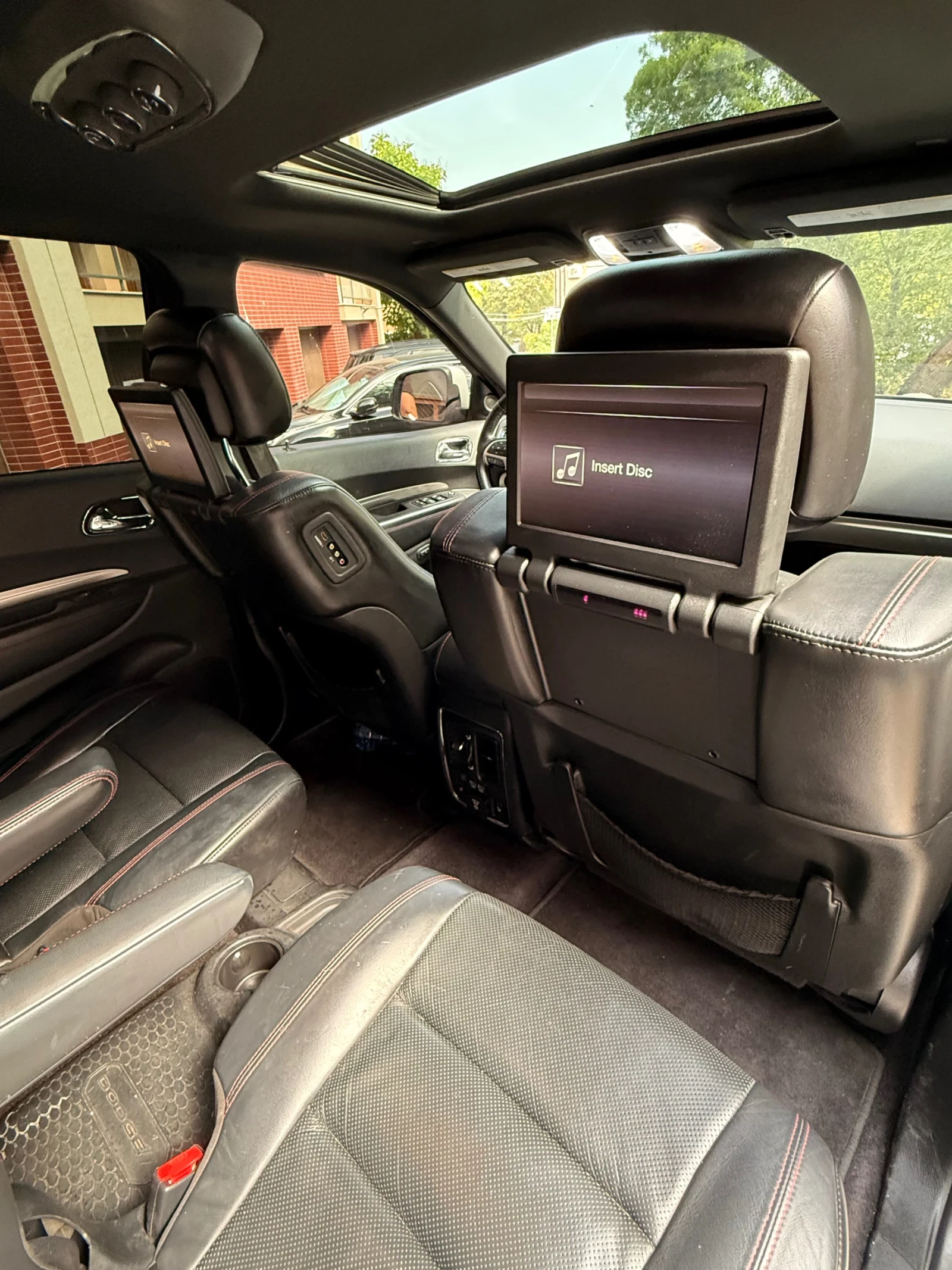 Dodge Durango R/T 5.7 HEMI , снимка 11 - Автомобили и джипове - 56022365