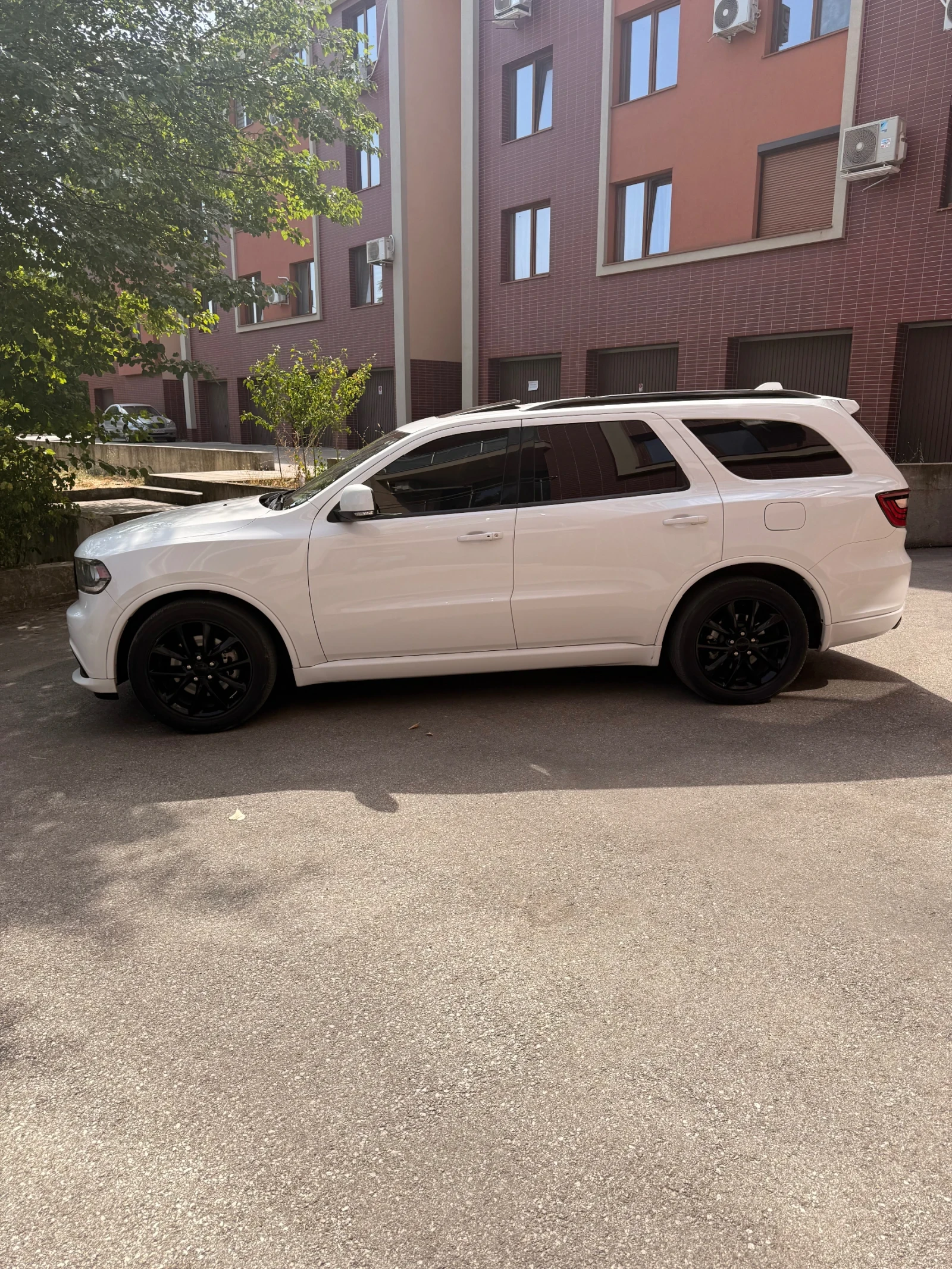 Dodge Durango R/T 5.7 HEMI , снимка 7 - Автомобили и джипове - 56022365