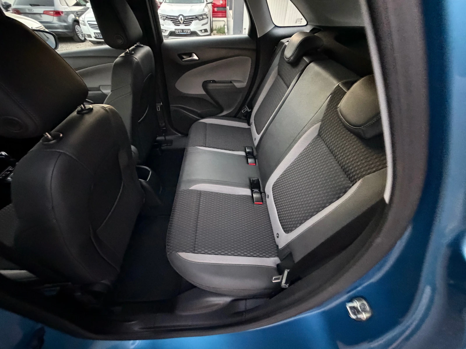 Opel Crossland X DIESEL* AVTOMAT* LED* 092400KM* TOP, снимка 9 - Автомобили и джипове - 55987477