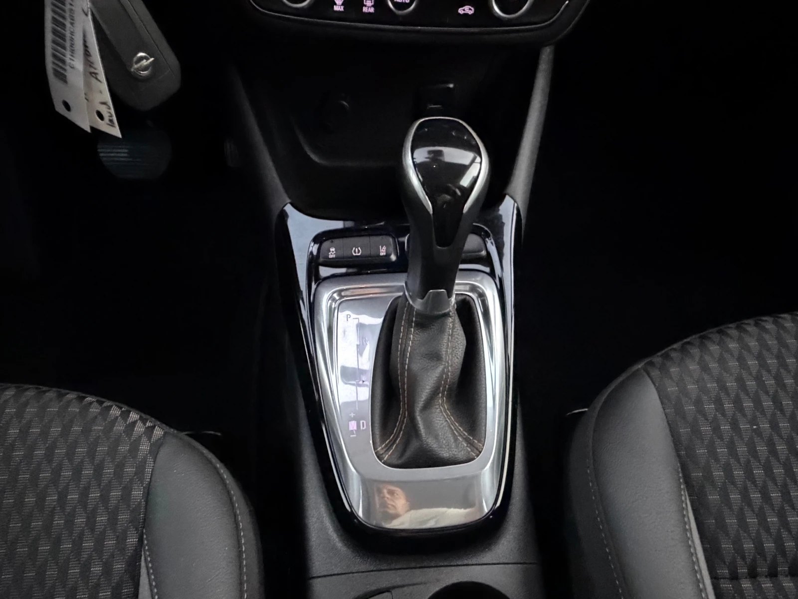 Opel Crossland X DIESEL* AVTOMAT* LED* 092400KM* TOP, снимка 15 - Автомобили и джипове - 55987477