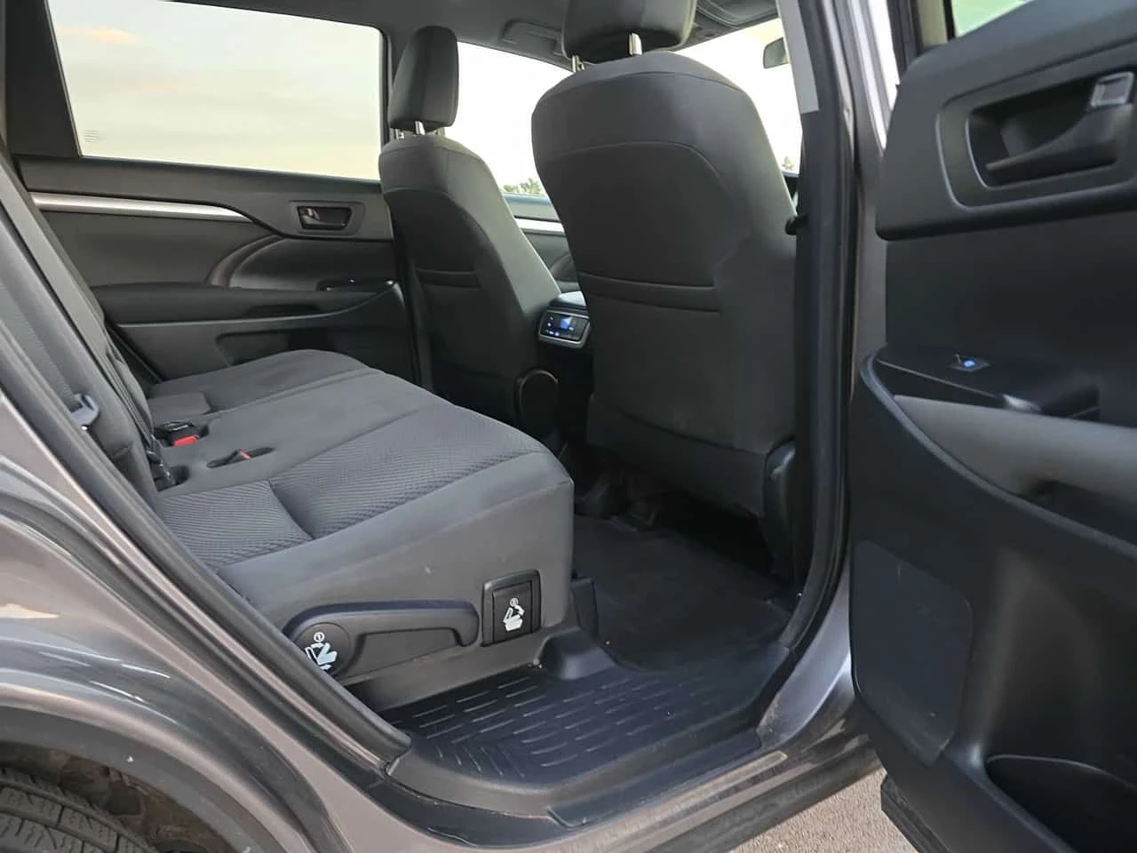 Toyota Highlander  LE / CARFAX / ���������� / ���� �� �������� | Mobile.bg � ����������� 12