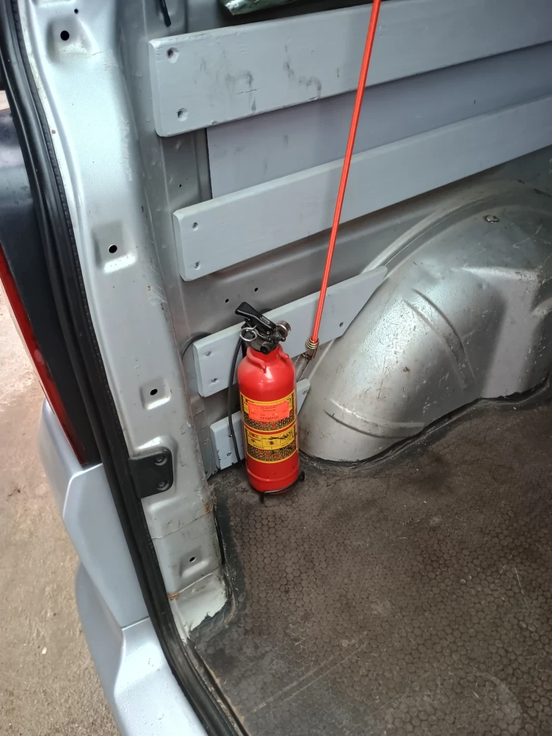 Mercedes-Benz Vito 2200 сди, снимка 11 - Бусове и автобуси - 53288286