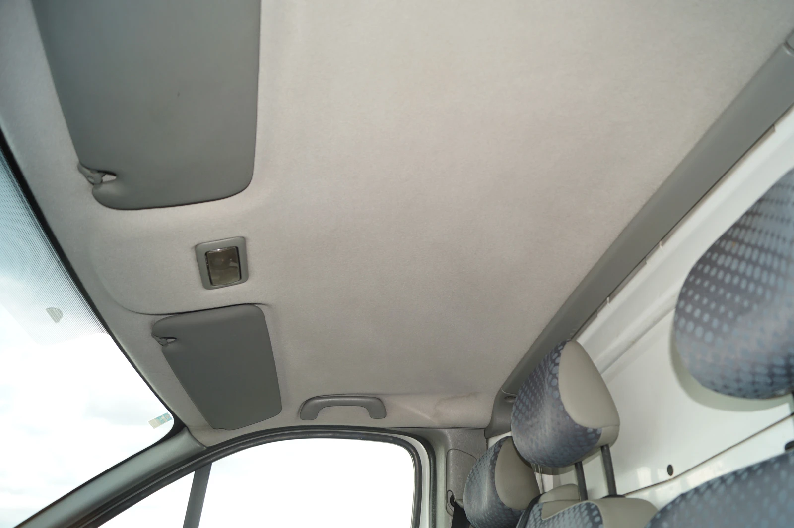 Renault Trafic 2.0dci 115к.с., снимка 12 - Бусове и автобуси - 54993695