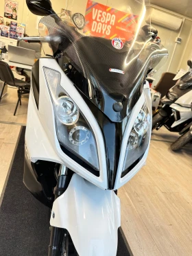 Kymco Downtown 200i 04.2011г., снимка 1