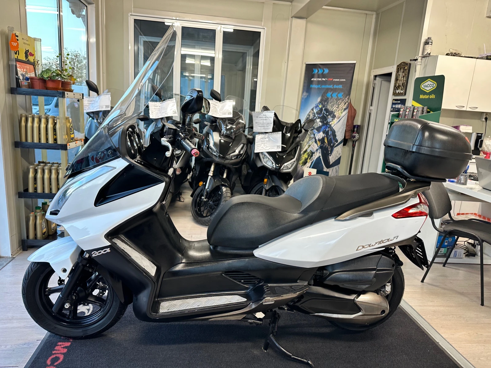 Kymco Downtown 200i 04.2011г., снимка 17 - Мотоциклети и мототехника - 56637607
