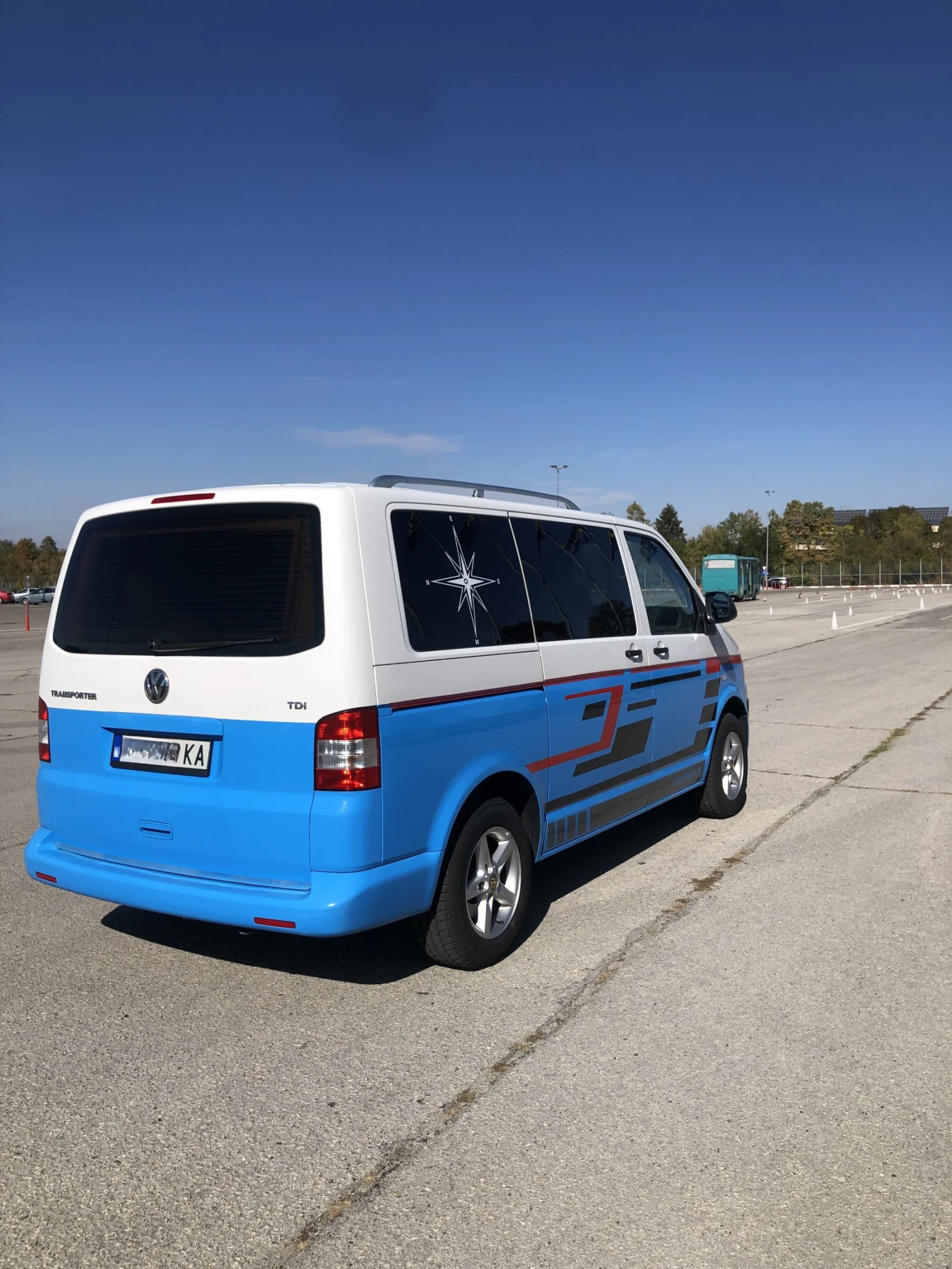 Кемпер VW T5 - изображение 5