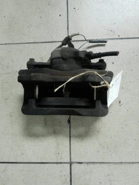 Спирачен апарат преден десен Ланчия Федра 2.2хди (пежо 807,Ц8)