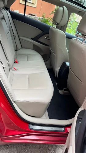 Toyota Avensis 2.2 D-4D TEC-Edition, снимка 10