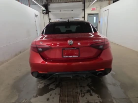 Alfa Romeo Giulia VELOCE/AWD/H&K/Distronic/Pano, снимка 6