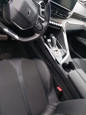 Peugeot 3008 1.2 GT  PURETECH 131 kc. EAT8 , снимка 5