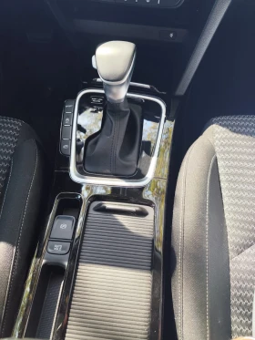Kia Ceed 1.5 T Executive, снимка 8