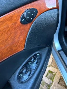 Mercedes-Benz E 200 NGT, снимка 12