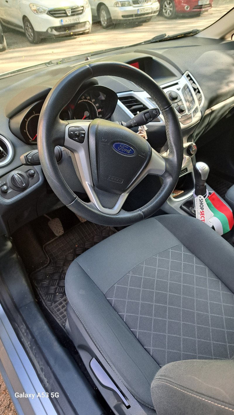 Ford Fiesta, снимка 6 - Автомобили и джипове - 45771035
