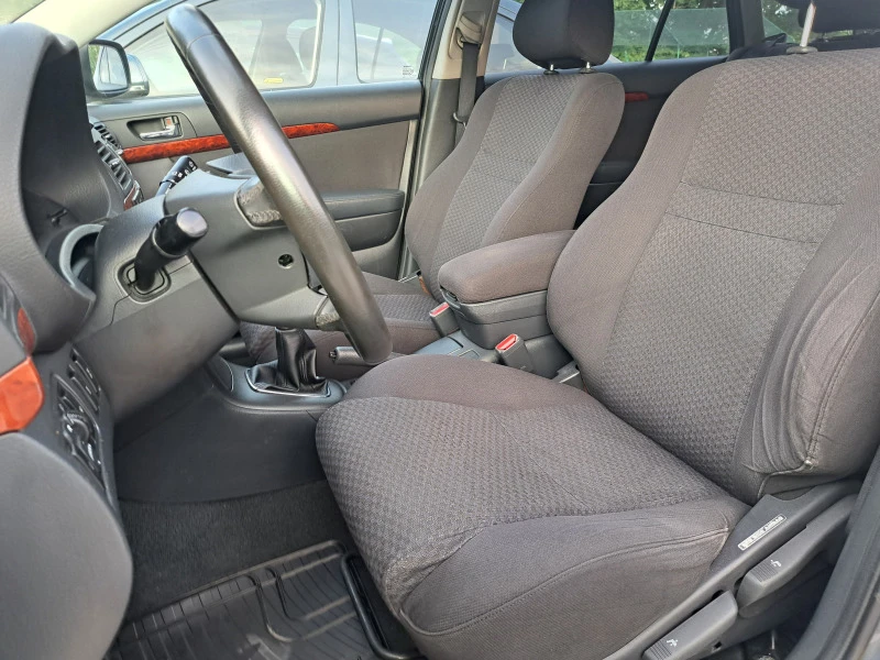 Toyota Avensis 2.0 D4D 116 к.с., снимка 11 - Автомобили и джипове - 45556346