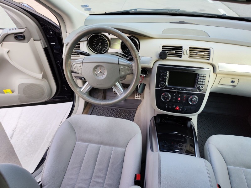 Mercedes-Benz R 320, снимка 11 - Автомобили и джипове - 45585846