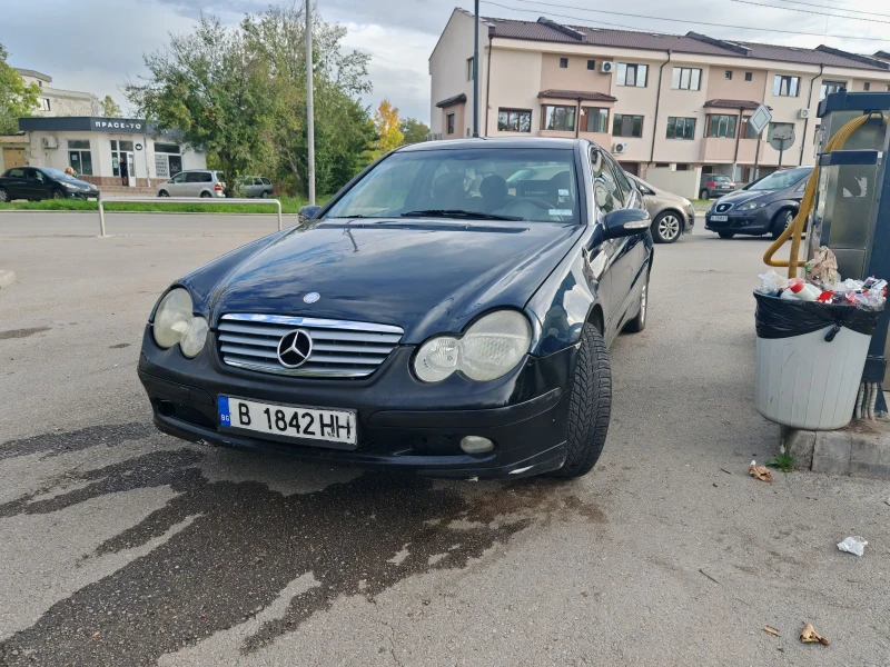 Mercedes-Benz C 220, снимка 1 - Автомобили и джипове - 47548533