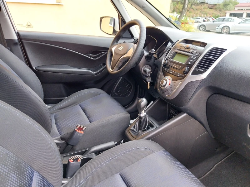 Hyundai Ix20 1.4i/ euro5B/ ix20/, снимка 11 - Автомобили и джипове - 48601492