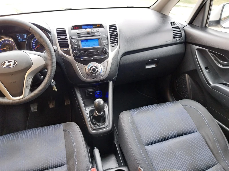 Hyundai Ix20 1.4i/ euro5B/ ix20/, снимка 12 - Автомобили и джипове - 48601492