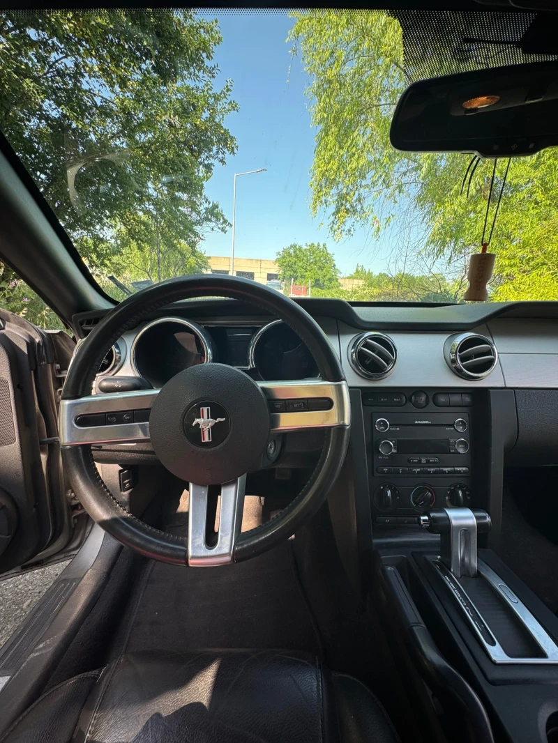 Ford Mustang, снимка 14 - Автомобили и джипове - 52666380