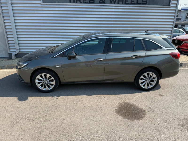 Opel Astra Astra J+ Фабричен метан+ Реални километри, снимка 2 - Автомобили и джипове - 51050875