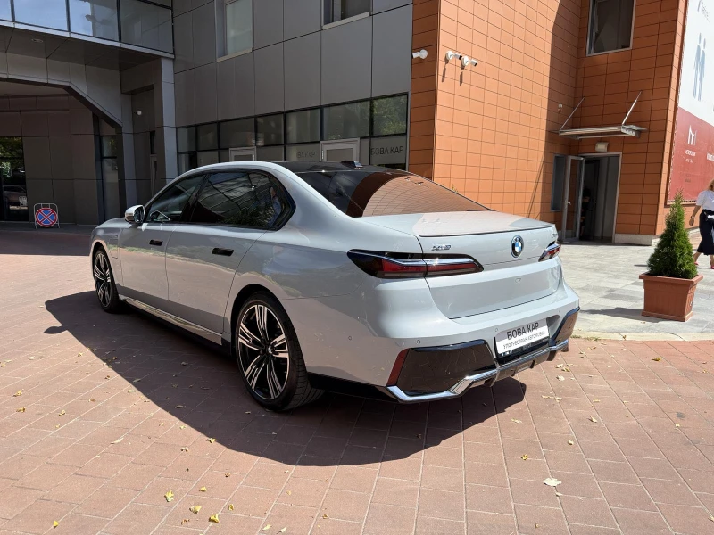 BMW 750 e xDrive, снимка 4 - Автомобили и джипове - 51668049