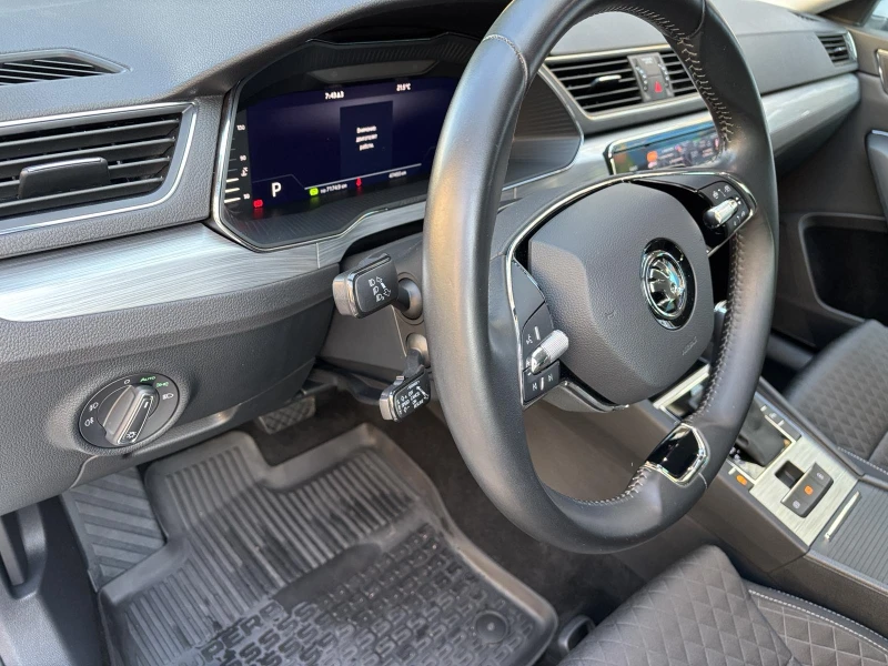 Skoda Superb 2.0TDI , снимка 15 - Автомобили и джипове - 52252380