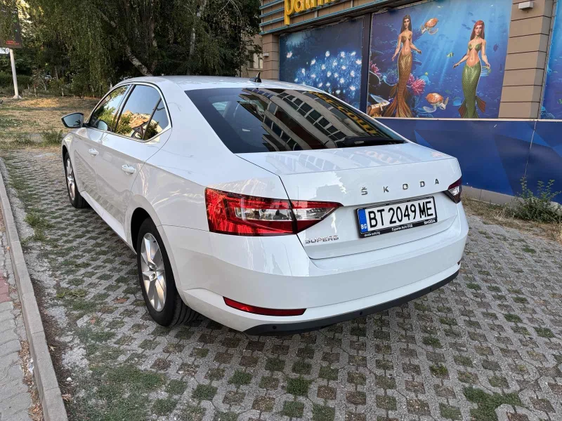 Skoda Superb 2.0TDI , снимка 6 - Автомобили и джипове - 52252380
