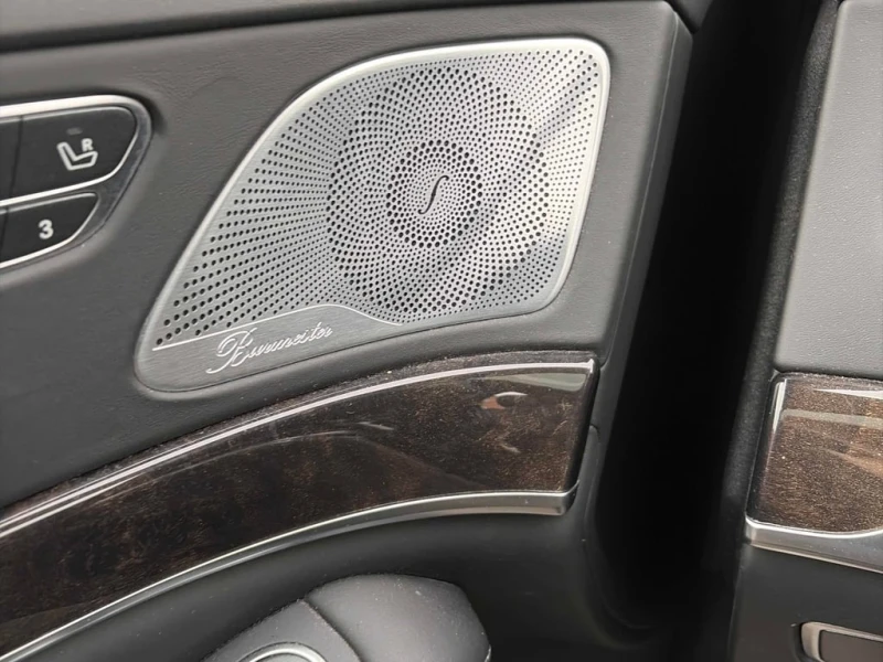 Mercedes-Benz S 550 * 4dr Sdn 4MATIC LWB * CARFAX * БЕЗ ПЪРВОНАЧАЛНА В, снимка 12 - Автомобили и джипове - 53157592