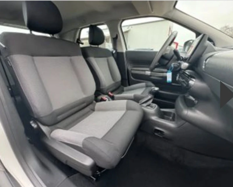 Citroen C4 Cactus, снимка 11 - Автомобили и джипове - 53160284