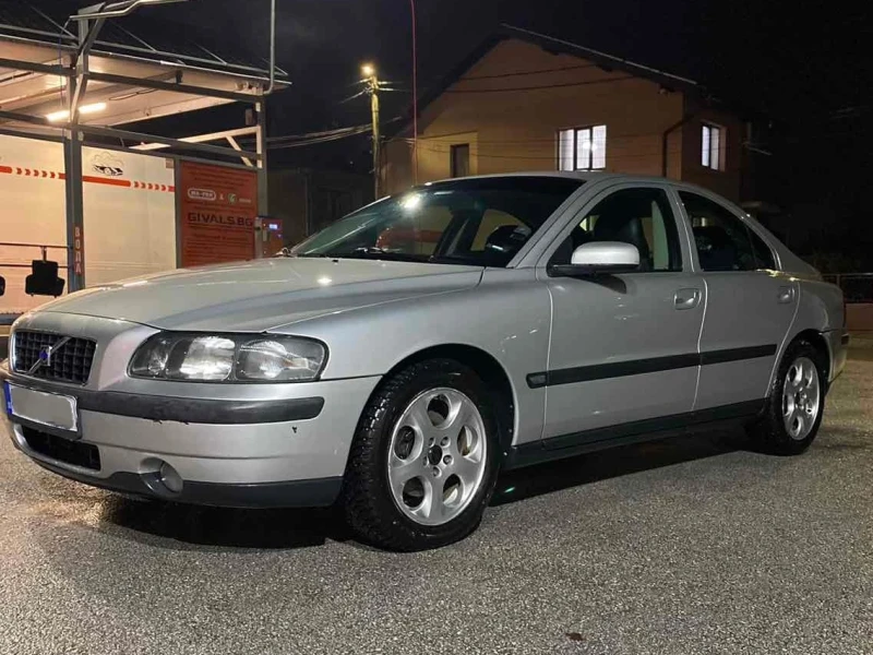 Volvo S60 D5 2.4, снимка 5 - Автомобили и джипове - 53278110