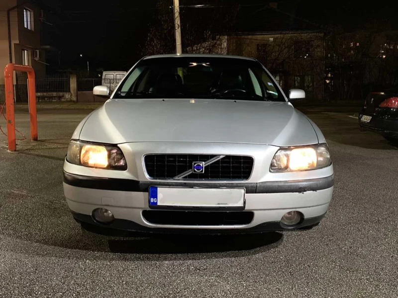 Volvo S60 D5 2.4, снимка 3 - Автомобили и джипове - 53278110