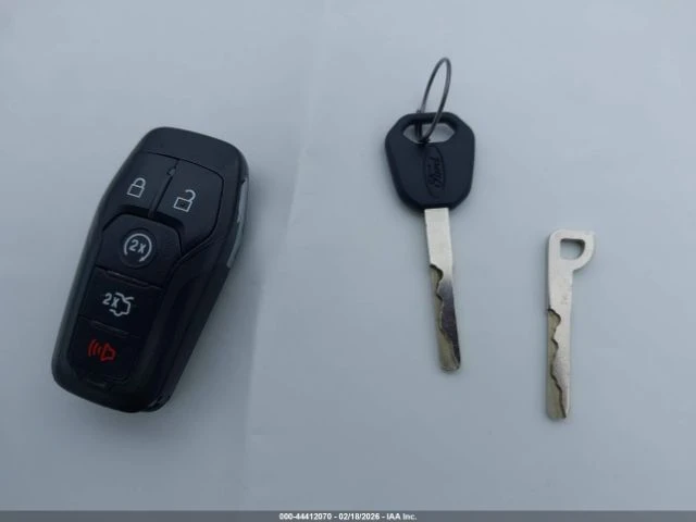 Ford Mustang 2.3 Eco Boost* КОЖА* NAVI* ОБДУХВАНЕ* ПОДГРЕВ* , снимка 14 - Автомобили и джипове - 53900218