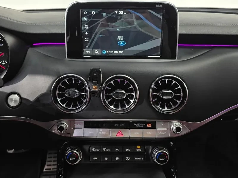 Kia Stinger 3.3 Turbo Awd Gt, снимка 13 - Автомобили и джипове - 55278976