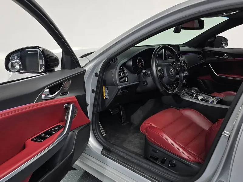 Kia Stinger 3.3 Turbo Awd Gt, снимка 10 - Автомобили и джипове - 55278976