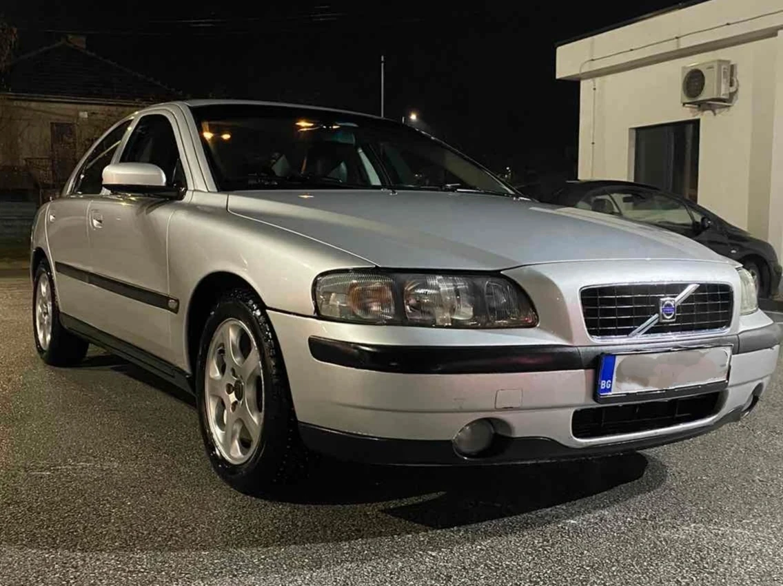 Volvo S60 D5 2.4, снимка 1